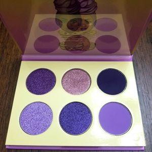 Juvia's Place - The Violets Palette